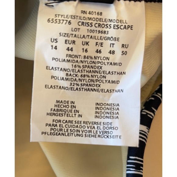 Miraclesuit Women's Silver Shores Criss‎ Cross Escape Swimsuit Size 14 $200 - Picture 5 of 5